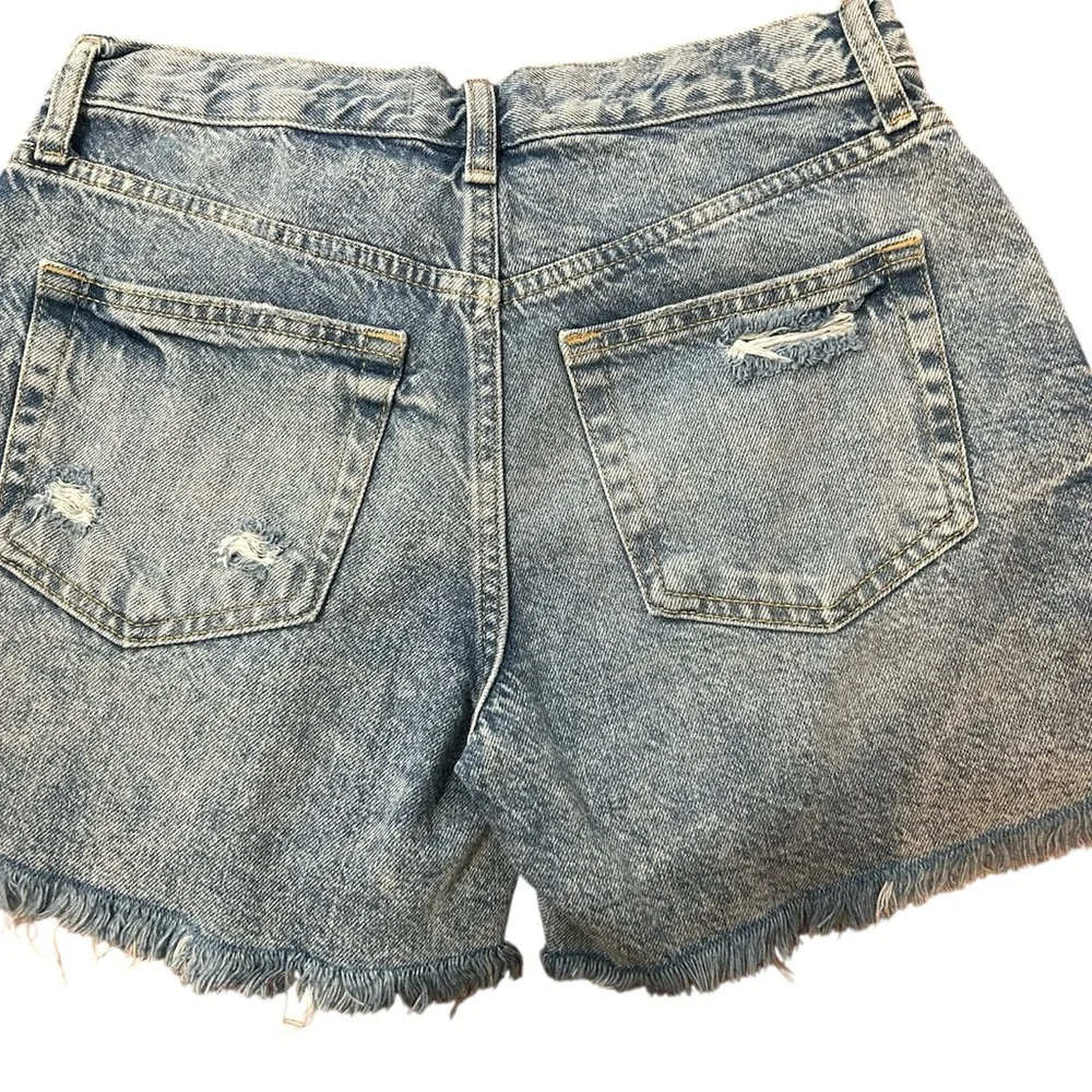 We the free Distressed Light Blue Denim Women's Shorts size 25